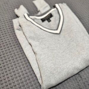 Banana Republic | Men’s V-Neck Sweater (Small - Gray) |  Premium Luxe Yarn